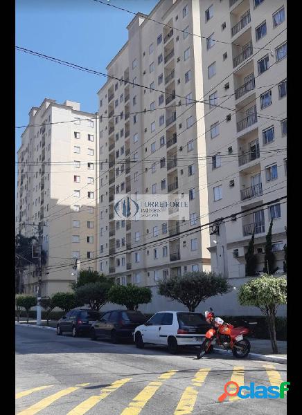 Apartamento com 2 dormitórios no Jardim Vila Formosa.