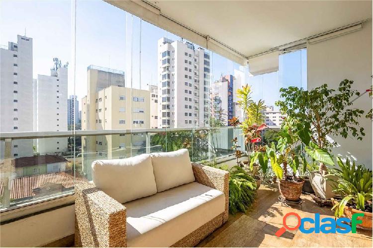 Apartamento com 4 quartos, 196m², à venda em São Paulo,