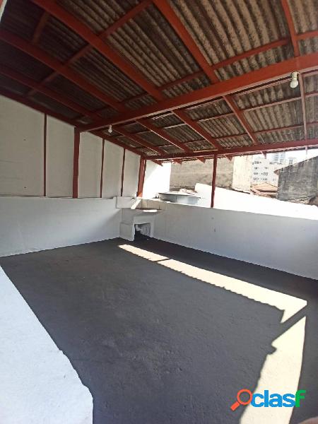 CASA COMERCIAL OU RESIDENCIAL EM SANTANA
