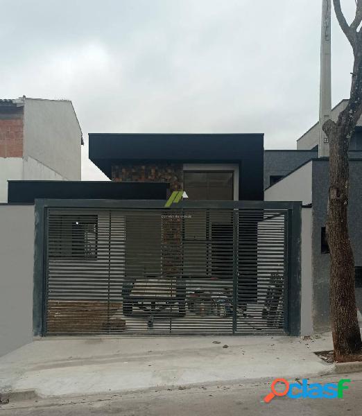 Casa Nova em ótimo Bairro