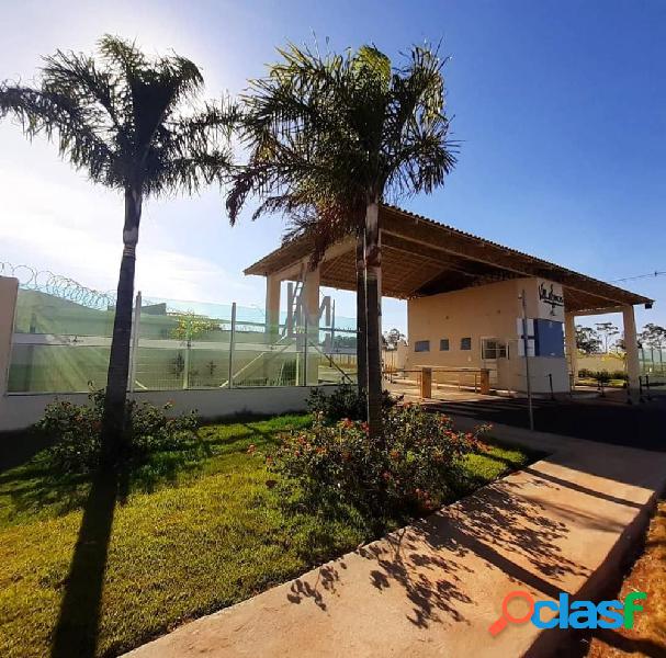 Casa com 2 quartos, 200m², à venda em Anápolis,