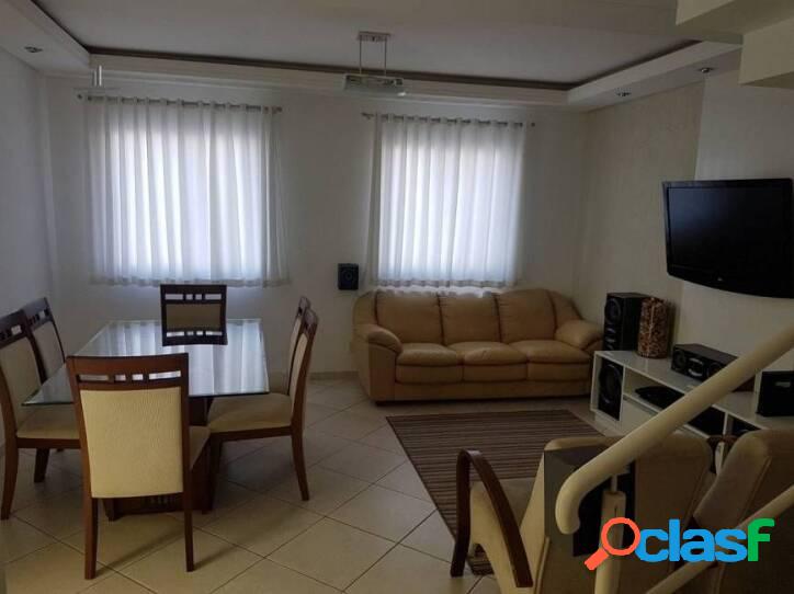 Casa com 3 dormitórios à venda, 107 m² por R$ 690.000 -