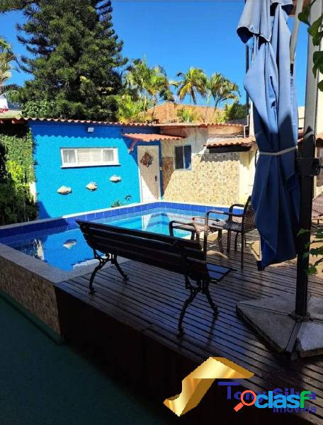 LINDA CASA EM CONDOMINIO