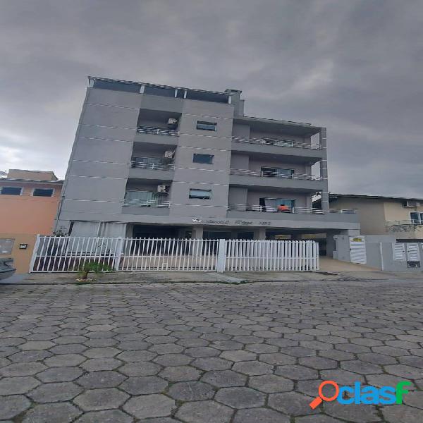 LOCAÇÃO ANUAL / APARTAMENTO PEREQUE PORTO BELO SC