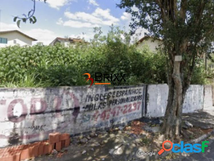 TERRENO EM BAIRRO PLANO Á VENDA COM 256,00 M² -ARUJÁ