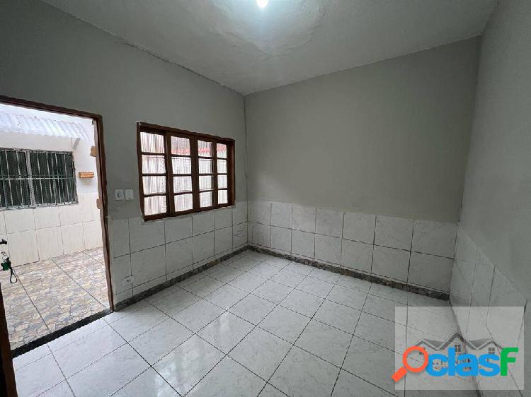 VENDE-SE CASA GEMINADA - OCIAN - PRAIA GRANDE