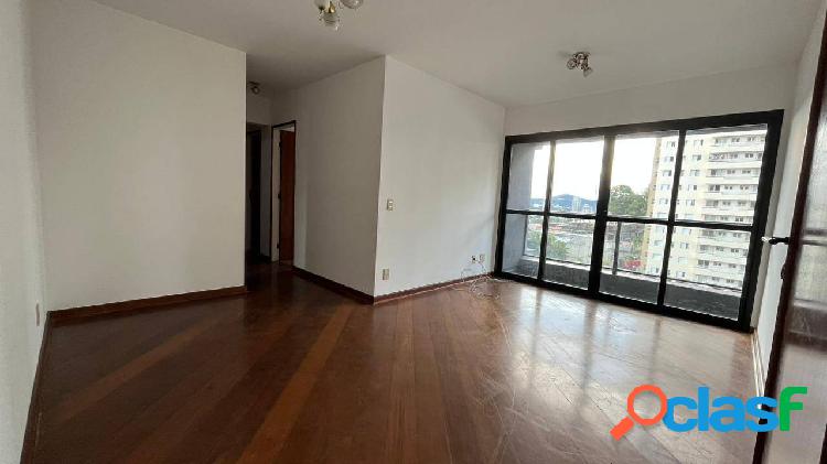 APARTAMENTO NO MIOLO DE ALPHAVILLE - OPORTUNIDADE