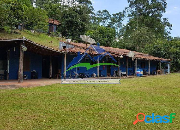 Chácara em Condomínio Fechado Mairiporã.