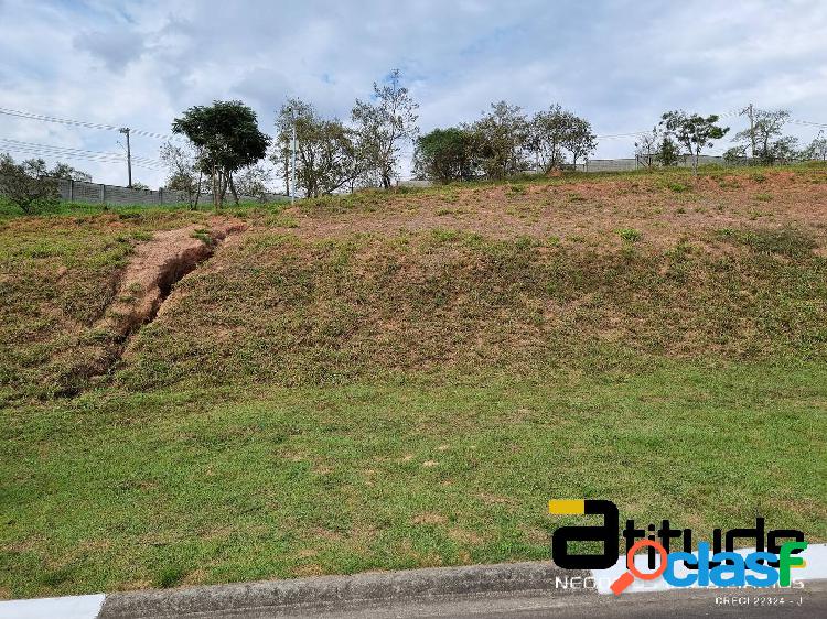 TERRENO A VENDA NO RESERVA SANTA ANNA.