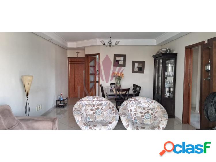 Apartamento no Topázio