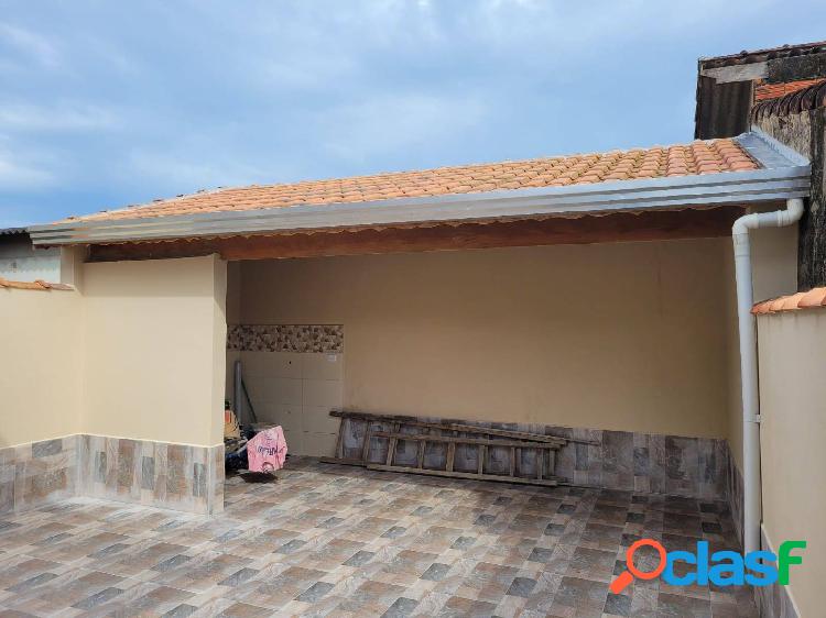 CASA 2 DORMITÓRIOS 1 SUÍTE LADO PISTA FINANCIAMENTO