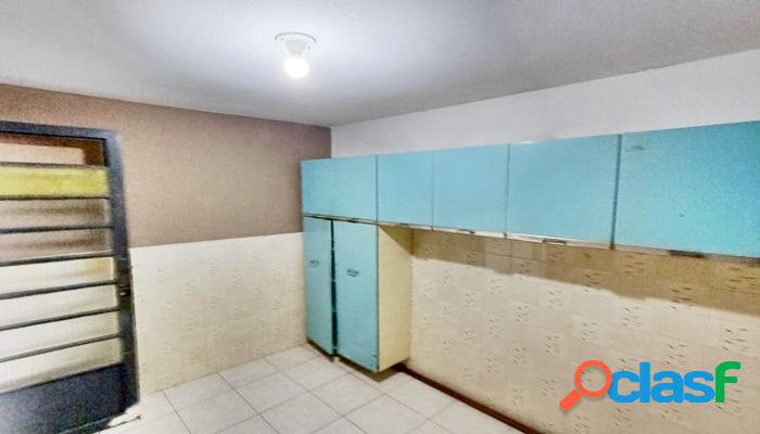 Casa à venda, 85 m², 3 quartos, 2 banheiros, 1 suíte