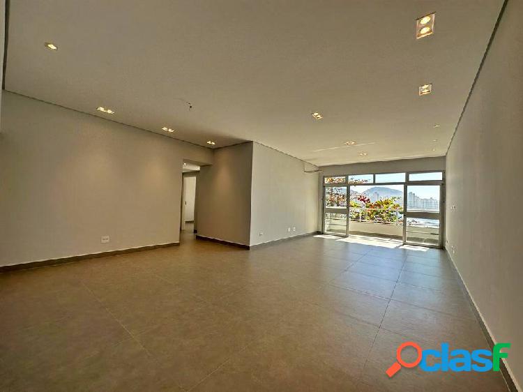 MARAVILHOSO APTO C/ 150m2, TOTALMENTE REFORMADO, A BEIRA