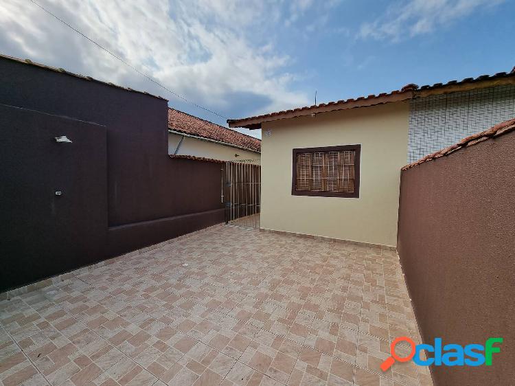 CASA 2 DORMITÓRIOS LADO PISTA CHURRASQUEIRA BALNEÁRIO LAS