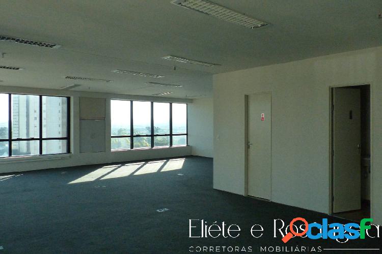 Sala comercial na região central com 400m²