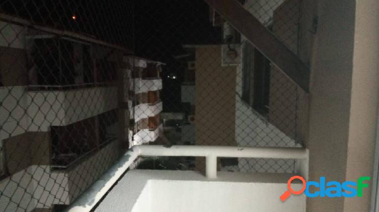 Apartamento à venda com 2/4 no 3º andar
