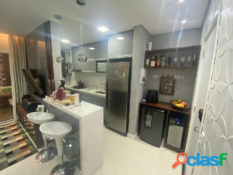 Apartamento com 2 dormitórios, varanda Cond. Prime House