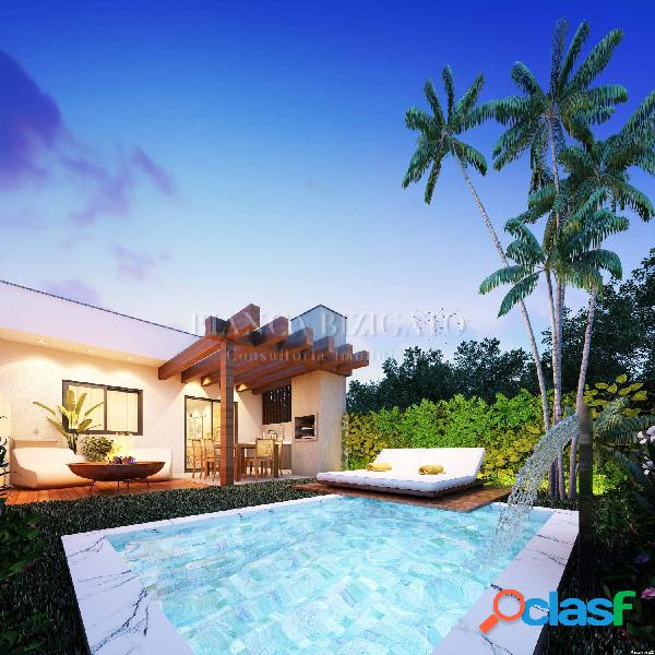 Casa com Piscina em Condomínio em Itapoá/SC!