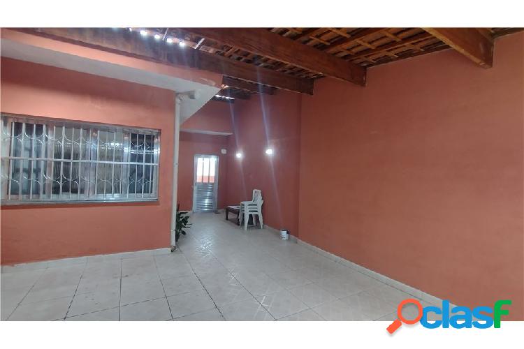 Casa com 3 quartos, 183m², à venda em Poá, Centro
