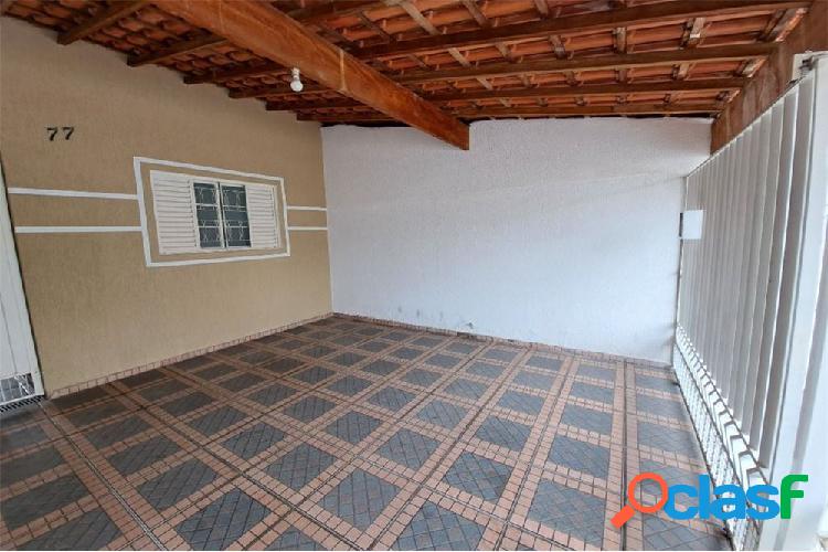 Casa de condomínio com 2 quartos, 67,38m², à venda em