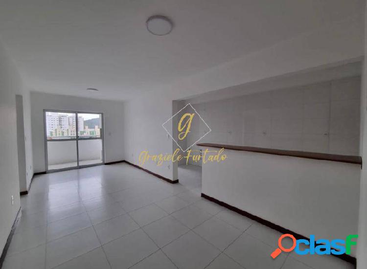 APARTAMENTO COM SUÍTE LOCALIZADO NO MUNICÍPIO DE BIGUAÇU