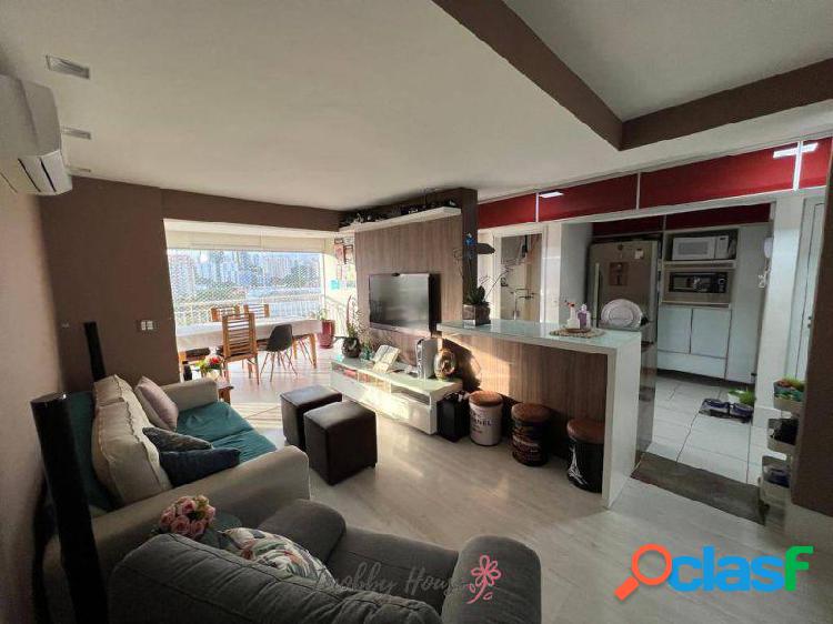 Apartamento 100m² • 3 Quartos • 1 Suíte • 2 Vagas