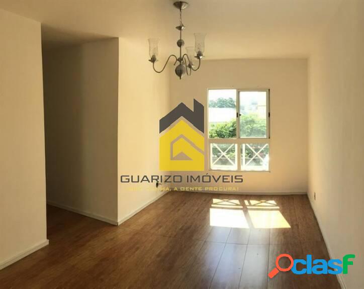 Apartamento com 2 dormitórios à venda, 52 m² por R$