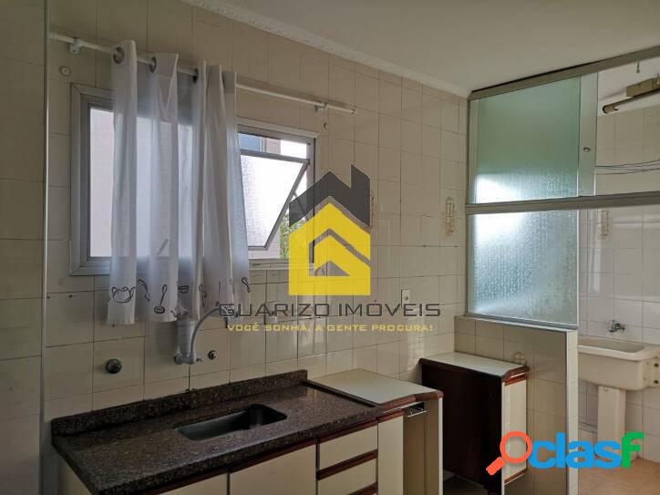 Apartamento com 2 dormitórios à venda, 60 m² por R$