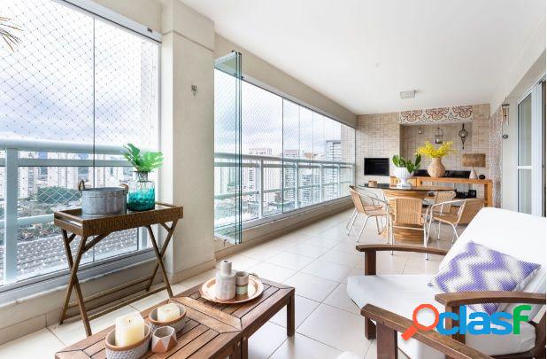 Apartamento com 3 dormitórios à venda, 210 m² por R$