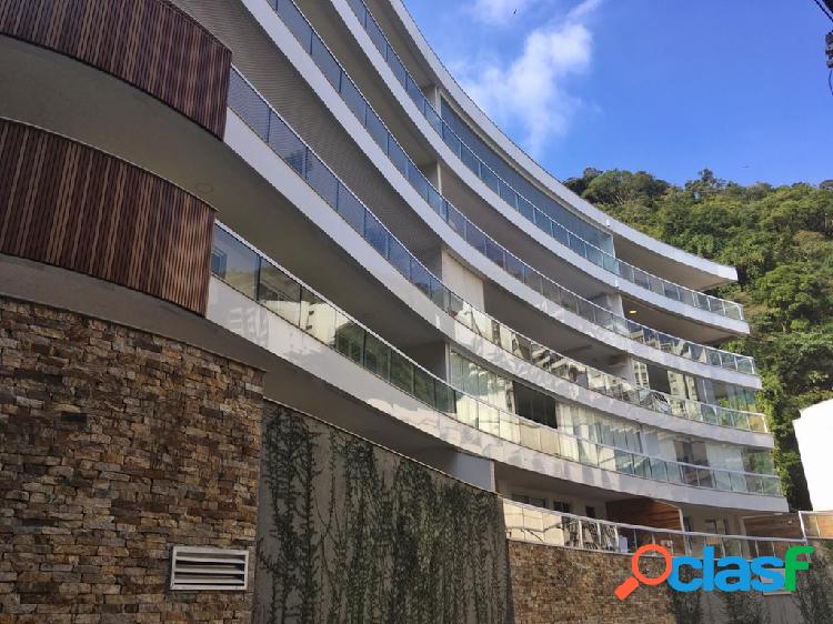 Apartamento com 3 quartos, 163,85m², à venda em Rio de