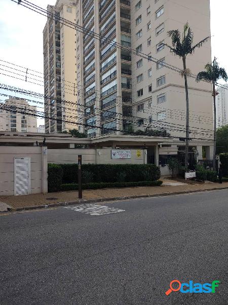 Apartamento de Alto Padrão com Quarto Dormitórios, dos