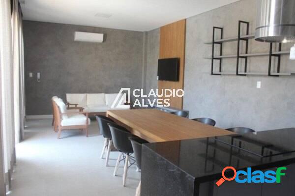 CASA COM 3 QUARTOS SENDO 1 SUÍTE MASTER COM CLOSET NO