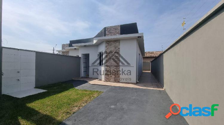 CASA LADO PRAIA A VENDA EM ITANHAÉM 5MIN DO MAR.