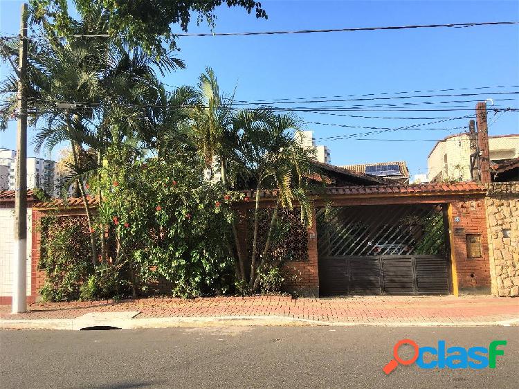 Casa 3 dorm à venda, 180 m² p/ R$ 1.100.000 -V.