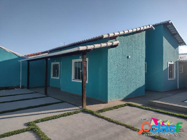 Casa Linda a Venda com 3 Quartos, Piscina em Área Nobre de