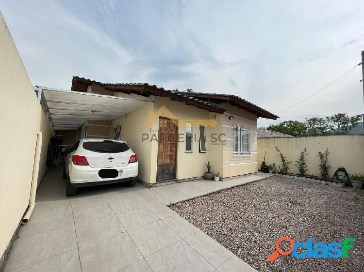 Casa à Venda sozinha no terreno: 3 dorm (1 suíte),