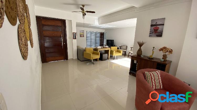 Casa a venda em Riviera