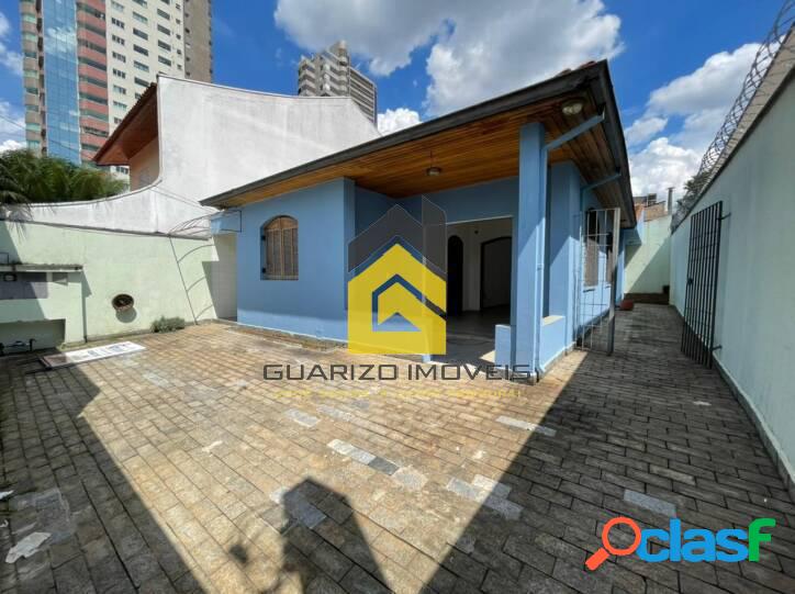 Casa com 2 dormitórios para alugar, 180 m² por R$