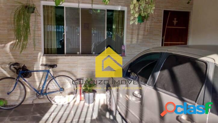 Casa com 2 dormitórios à venda, 110 m² por R$ 410.000,00