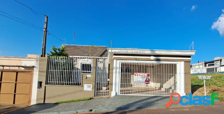 Casa com 3 dorm. sendo 2 suítes na Vila Nova em Botucatu-SP