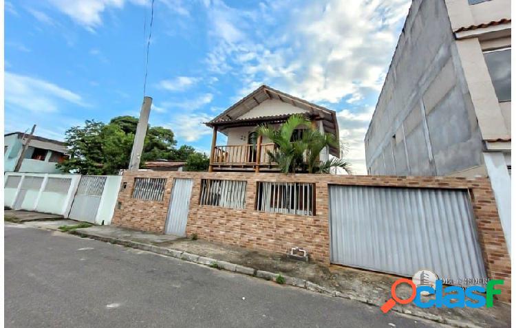 Casa com 3 dormitórios à venda, 252 m² por R$ 280.000,00