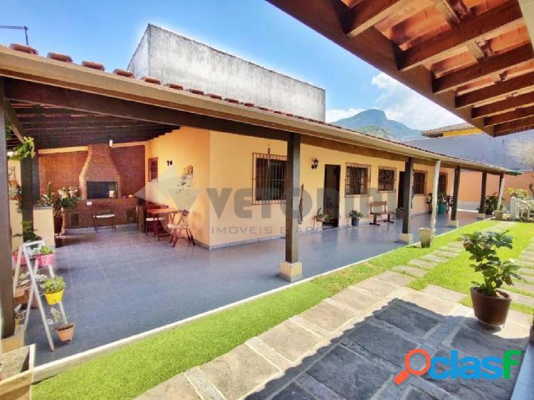 Casa com 3 quartos, 336m², à venda em Caraguatatuba,