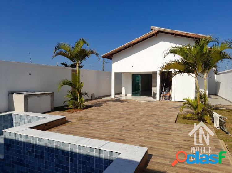 Casa com piscina e frente mar, por R$ 790.000 no Bopiranga -