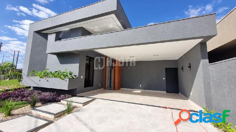 Casa de condomínio com 3 quartos, 224m², à venda em São
