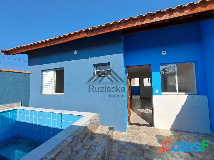 Casa em Condomínio com piscina privativa - Itanhaém/SP.