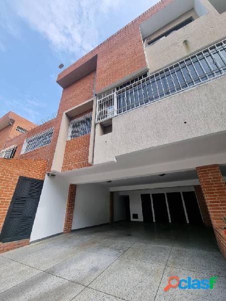 En Venta apartoquinta Actualizada Urb Trigal Norte