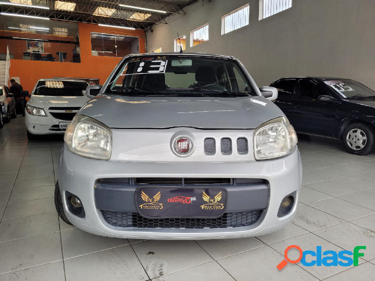 FIAT UNO VIVACERUA 1.0 EVO FIRE FLEX 8V 5P PRATA 2013 1.0