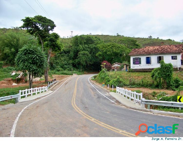Fazenda histórica do século XIX à venda em Rio das Flores