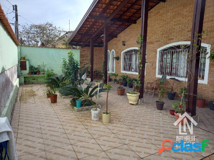 Linda casa com piscina, por R$ 485.000 no bairro Jd Itapel -