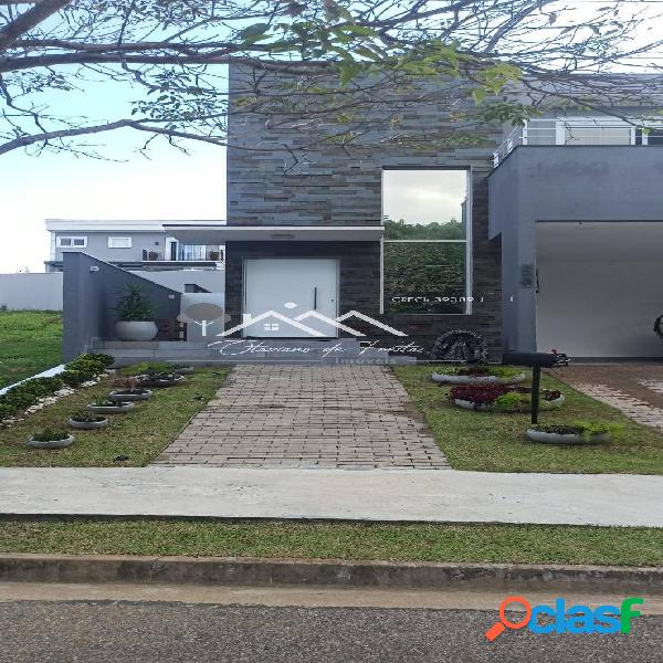 Linda casa à venda - Condomínio Quinta das Atírias